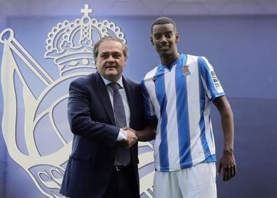 Isak no se compara con Ibrahimovic y espera triunfar en San Sebastián Isak no se compara con Ibrahimovic y espera triunfar en San Sebastián