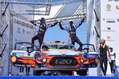 Dani Sordo consigue su segunda victoria en WRC Dani Sordo consigue su segunda victoria en WRC
