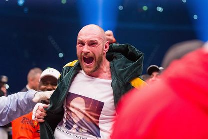 El inglés Tyson Fury se vuelve poderoso y vence por nocaut técnico a Schwarz El inglés Tyson Fury se vuelve poderoso y vence por nocaut técnico a Schwarz
