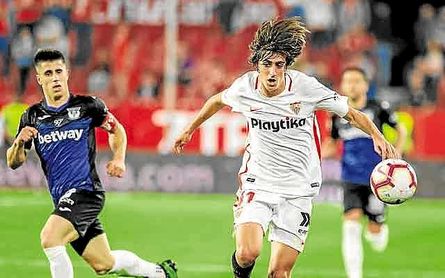Bryan Gil, en un partido con el Sevilla esta temporada. Bryan Gil, en un partido con el Sevilla esta temporada.