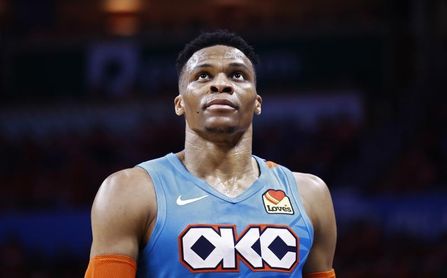 Los Rockets consiguen a Westbrook a cambio de Paul y derechos de selección Los Rockets consiguen a Westbrook a cambio de Paul y derechos de selección