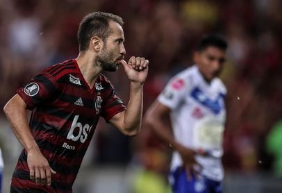 Flamengo descarta a Éverton Ribeiro y Vitinho para el partido contra Emelec Flamengo descarta a Éverton Ribeiro y Vitinho para el partido contra Emelec