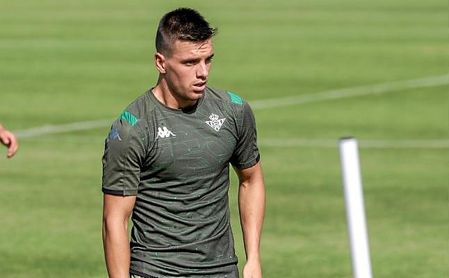 Lo Celso, en un entrenamiento con el Betis. Lo Celso, en un entrenamiento con el Betis.