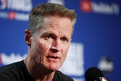 Kerr y Popovich cuestionan el compromiso de los políticos por el control de armas Kerr y Popovich cuestionan el compromiso de los políticos por el control de armas