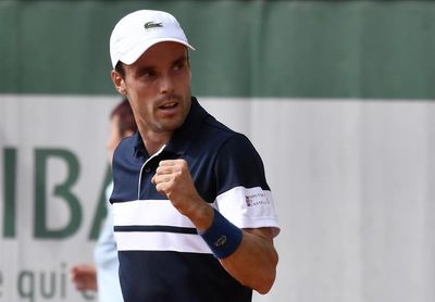 Roberto Bautista Agut supera la segunda ronda Roberto Bautista Agut supera la segunda ronda
