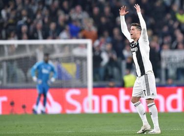 Cristiano vuelve a trabajar con el Juventus en una sesión sin Sarri Cristiano vuelve a trabajar con el Juventus en una sesión sin Sarri