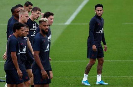 Sube la presión para que el PSG se quede con Neymar tras su derrota en liga Sube la presión para que el PSG se quede con Neymar tras su derrota en liga