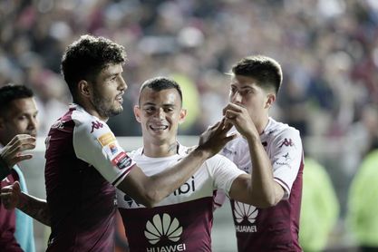 El Saprissa quiere golpear primero al Águila en la Liga Concacaf El Saprissa quiere golpear primero al Águila en la Liga Concacaf