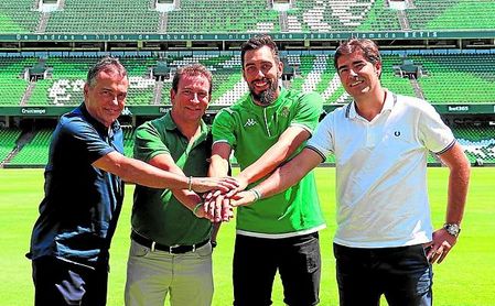 Borja Iglesias es el fichaje más caro de este año y el segundo de su historia. Borja Iglesias es el fichaje más caro de este año y el segundo de su historia.