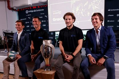 Forlán asegura que cada vez serán menos los que engañan para sacar ventaja Forlán asegura que cada vez serán menos los que engañan para sacar ventaja