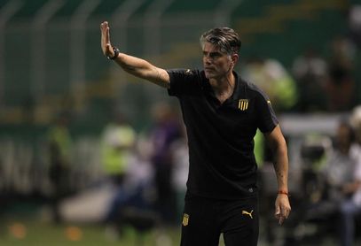 Peñarol y Nacional buscan volver al triunfo a una semana del clásico Peñarol y Nacional buscan volver al triunfo a una semana del clásico