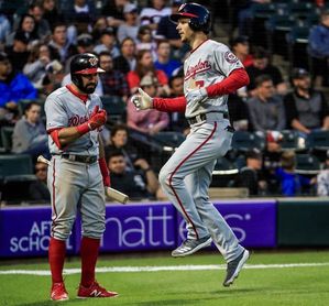 7-2. Turner anota dos carreras en la victoria de los Nacionales sobre los Cachorros 7-2. Turner anota dos carreras en la victoria de los Nacionales sobre los Cachorros