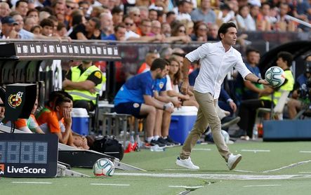 El Valencia sumó en la mitad de sus seis últimas visitas al Camp Nou El Valencia sumó en la mitad de sus seis últimas visitas al Camp Nou