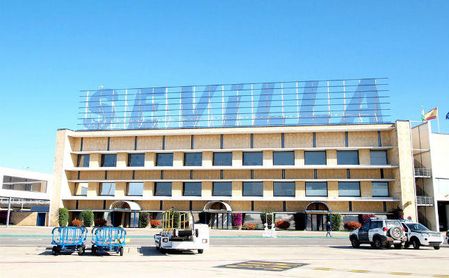 La mejora del Aeropuerto de San Pablo es otro de los argumentos con los que cuenta el Sevilla FC. La mejora del Aeropuerto de San Pablo es otro de los argumentos con los que cuenta el Sevilla FC.