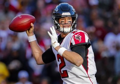 24-20. Ryan suma 320 yardas contra los Eagles y Jones decide el triunfo de los Falcons 24-20. Ryan suma 320 yardas contra los Eagles y Jones decide el triunfo de los Falcons