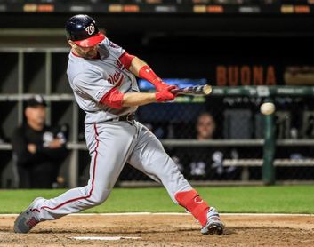 10-4. Dozier mantiene a los Nacionales con ventaja para el comodín 10-4. Dozier mantiene a los Nacionales con ventaja para el comodín