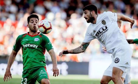 El Alavés acumula siete partidos consecutivos sin ganar en Mestalla El Alavés acumula siete partidos consecutivos sin ganar en Mestalla
