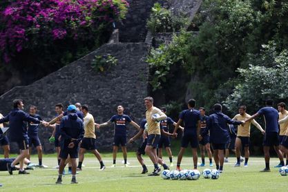 Los Pumas de Míchel golean al San Luis y suben al primer lugar en la Copa Mx Los Pumas de Míchel golean al San Luis y suben al primer lugar en la Copa Mx