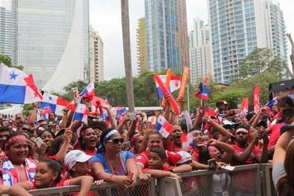 A dos años de llegar al Mundial, las figuras del fútbol panameño no ven cambios A dos años de llegar al Mundial, las figuras del fútbol panameño no ven cambios