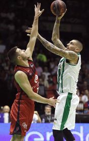 69-71. El Zaragoza gana un partido que perdía por dieciséis puntos 69-71. El Zaragoza gana un partido que perdía por dieciséis puntos