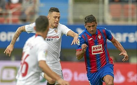 José Ángel 'Cote' dejó al Sevilla sin puntuar en Ipurua, con su golazo de falta directa. José Ángel 'Cote' dejó al Sevilla sin puntuar en Ipurua, con su golazo de falta directa.