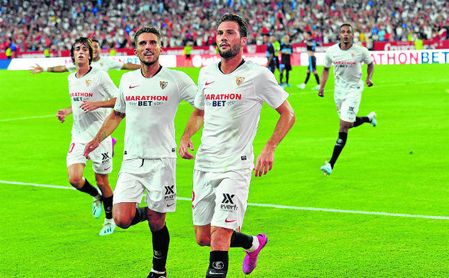 El Mudo, celebrando un gol. El Mudo, celebrando un gol.