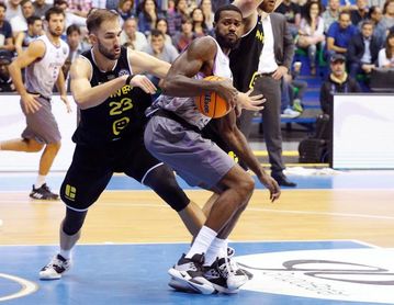 90-76 El San Pablo se estrena en la fase de grupos de la BCL con victoria 90-76 El San Pablo se estrena en la fase de grupos de la BCL con victoria