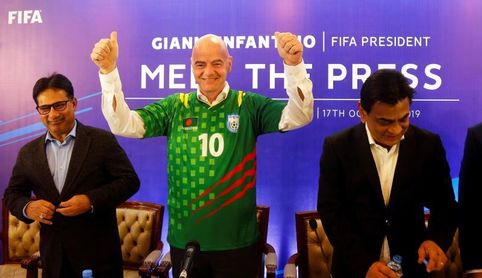 Infantino llama a "castigar" a los racistas tras el Bulgaria-Inglaterra Infantino llama a "castigar" a los racistas tras el Bulgaria-Inglaterra
