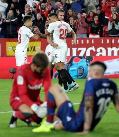 1-0. El primer gol de De Jong sitúa sexto al Sevilla ante un rival poco ofensivo 1-0. El primer gol de De Jong sitúa sexto al Sevilla ante un rival poco ofensivo