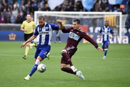 2-0. El Alavés resurge con los goles Magallán y Lucas Peréz 2-0. El Alavés resurge con los goles Magallán y Lucas Peréz