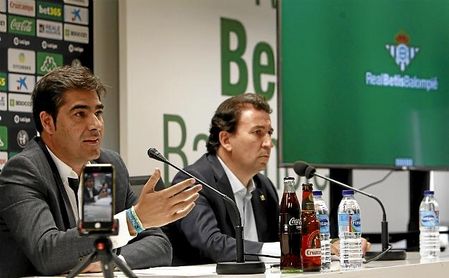 La foto del Betis: callejón de difícil salida La foto del Betis: callejón de difícil salida