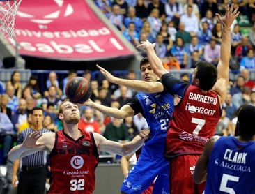 69-78. San Pablo no puede con un Casademont Zaragoza que sigue intratable 69-78. San Pablo no puede con un Casademont Zaragoza que sigue intratable