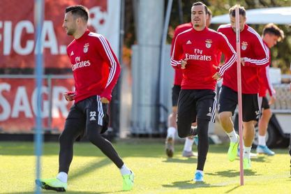 Raúl de Tomás vuelve a convocatoria de Benfica después de tres partidos fuera Raúl de Tomás vuelve a convocatoria de Benfica después de tres partidos fuera