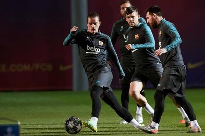 Umtiti y Dembélé entran en la convocatoria Umtiti y Dembélé entran en la convocatoria