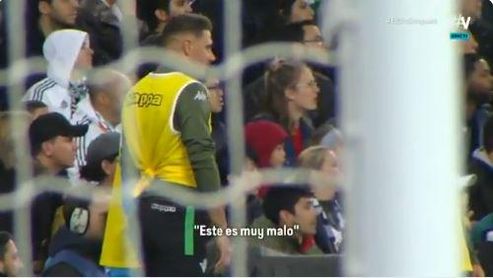 Joaquín, al ver fallar a Vinicius: "Éste es muy malo" Joaquín, al ver fallar a Vinicius: "Éste es muy malo"
