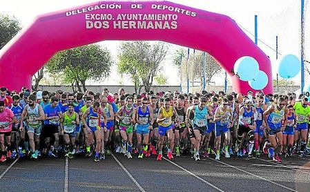 Salida de esta Media Maratón que coronó a Rubén Álvarez y a Sandra Schenkel Salida de esta Media Maratón que coronó a Rubén Álvarez y a Sandra Schenkel