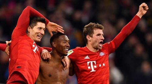 El Bayern golea al Dortmund (4-0) con doblete de Lewandowski El Bayern golea al Dortmund (4-0) con doblete de Lewandowski