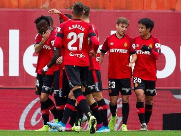 3-1: El Villarreal no puede con los penaltis y la magia de Kubo 3-1: El Villarreal no puede con los penaltis y la magia de Kubo