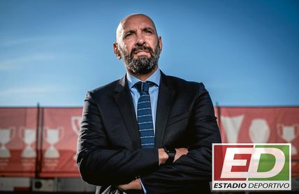 Monchi posa para ED durante su entrevista en la ciudad deportiva nervionense. Monchi posa para ED durante su entrevista en la ciudad deportiva nervionense.