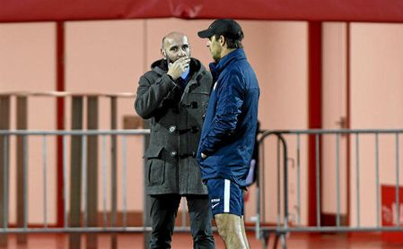 Monchi y Lopetegui no descartan un lateral derecho para enero. Monchi y Lopetegui no descartan un lateral derecho para enero.