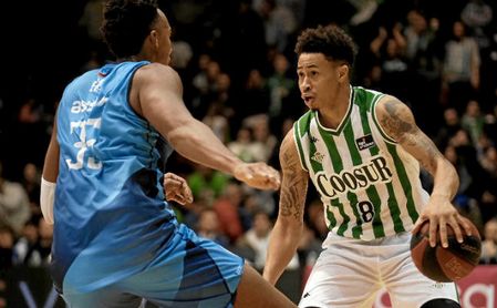 A. J. Slaughter, durante el partido de este domingo en San Pablo. A. J. Slaughter, durante el partido de este domingo en San Pablo.