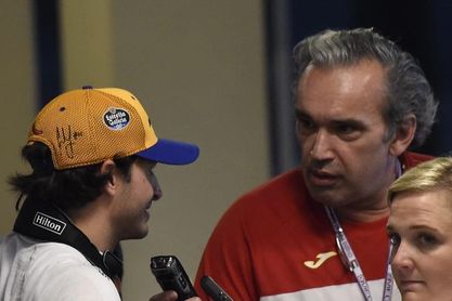 Sainz: "Ha habido guinda en el pastel, mi nivel de alegría es absoluto" Sainz: "Ha habido guinda en el pastel, mi nivel de alegría es absoluto"