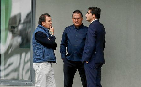 López Catalán, junto a Alexis y Haro. López Catalán, junto a Alexis y Haro.