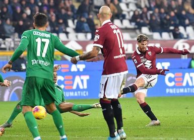 El Cagliari nunca se rinde, Ansaldi guía al Torino y Balotelli al Brescia El Cagliari nunca se rinde, Ansaldi guía al Torino y Balotelli al Brescia