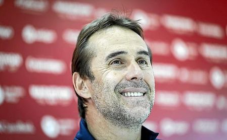 Lopetegui, durante una rueda de prensa.