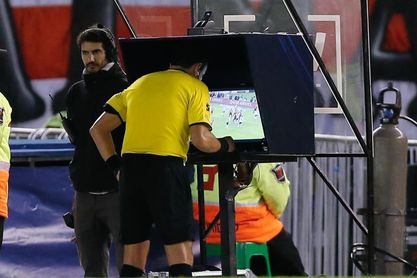 Velasco Carballo: "Los clubes entienden el VAR perfectamente" Velasco Carballo: "Los clubes entienden el VAR perfectamente"