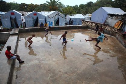 La réplica del fútbol La réplica del fútbol