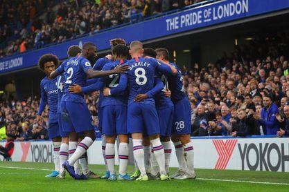 El Chelsea vence al Burnley y refuerza su posición de 'Champions' El Chelsea vence al Burnley y refuerza su posición de 'Champions'
