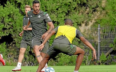 Ismael, año y medio; Camarasa, sin obligación Ismael, año y medio; Camarasa, sin obligación