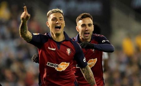 Así se ficha al Chimy Ávila: vídeos de la afición, fotos del estadio... Así se ficha al Chimy Ávila: vídeos de la afición, fotos del estadio...